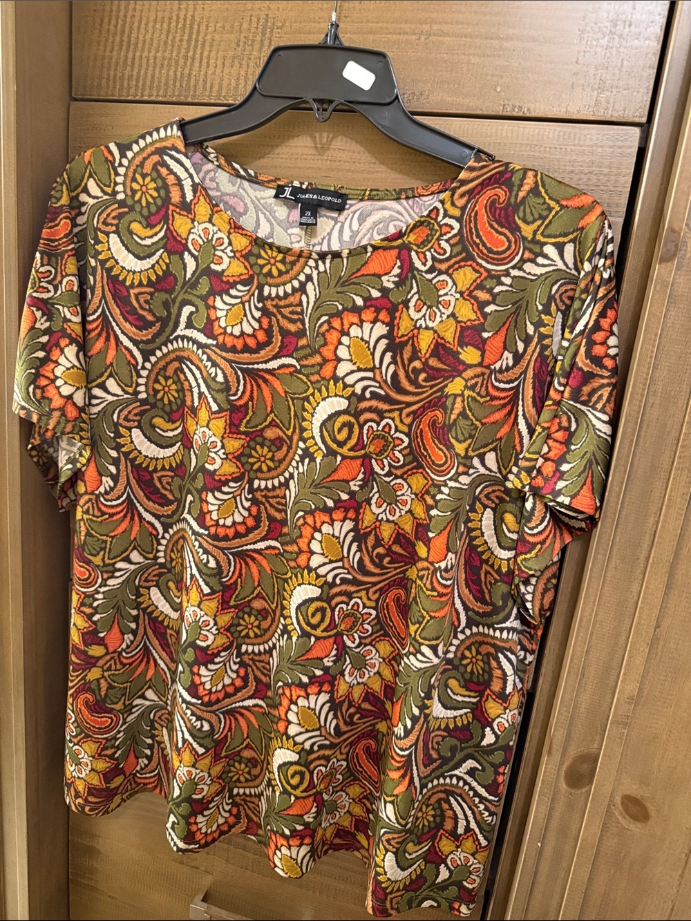 Jules & Leopold Olive Multi Paisley Short Sleeve Top